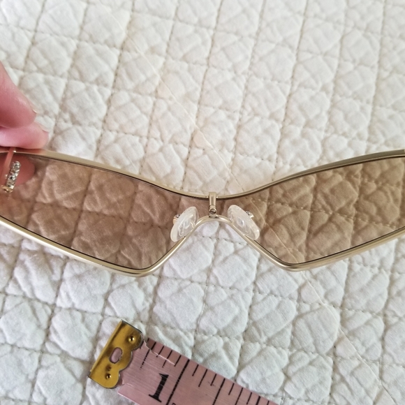 Le Specs | Hyperbole Satin Gold - Picture 6 of 15